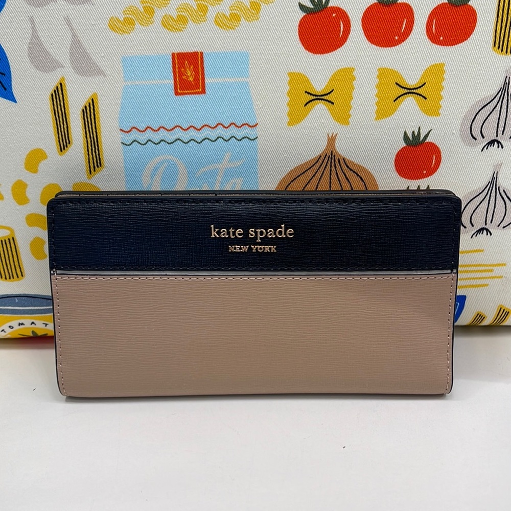 Kate Spade Morgan Colorblocked Slim Bifold Wallet Cafe Mocha 
NWT